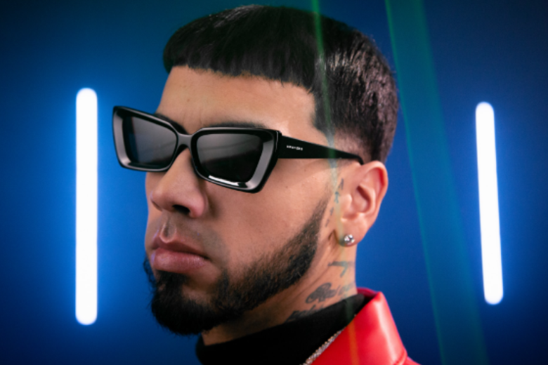 real-hasta-la-muerte-la-nueva-coleccion-de-hawkers-con-anuel-aa