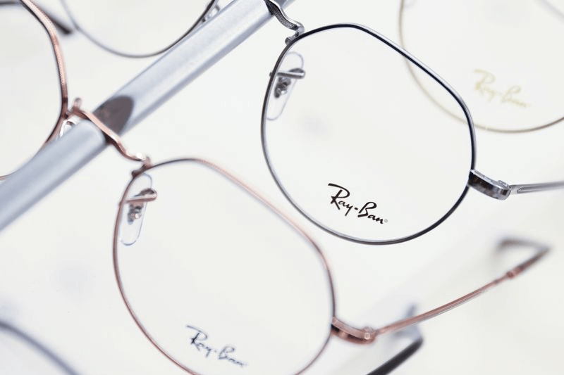 essilorluxottica-reporta-un-crecimiento-del-4-en-ingresos